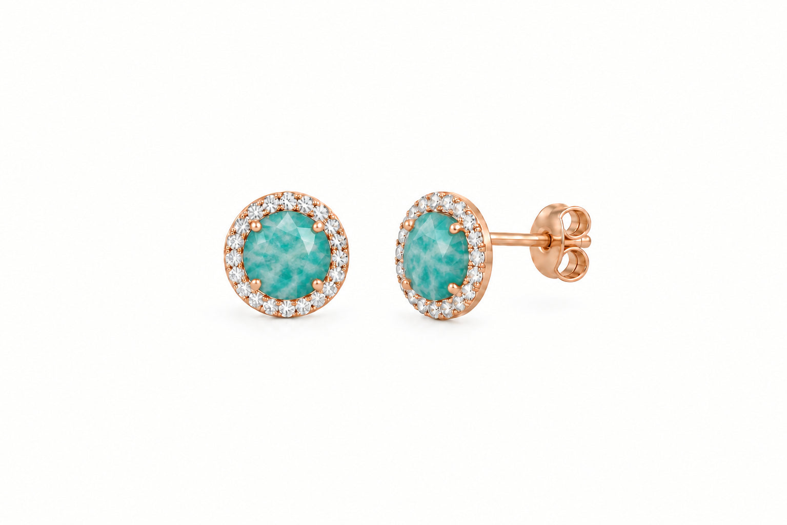 Boucles d’oreilles Alba en or champagne, ornées d'Amazonite, entourés de zircons naturels sertis.