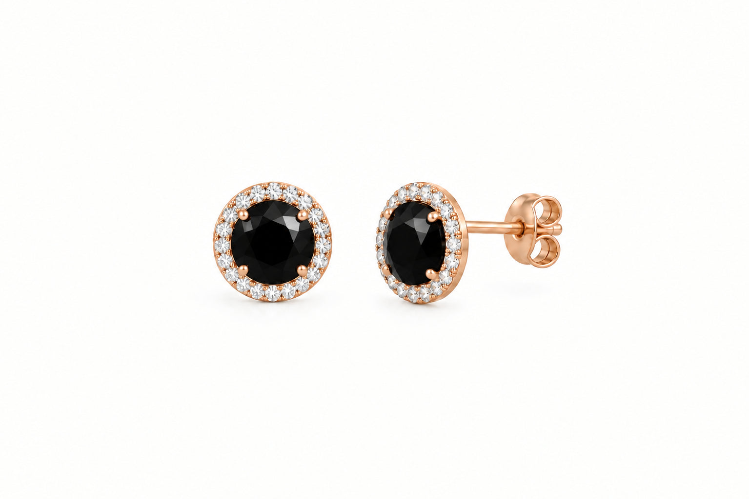 Boucles d’oreilles Alba en or champagne, ornées d'onyx noir, entourés de zircons naturels sertis.