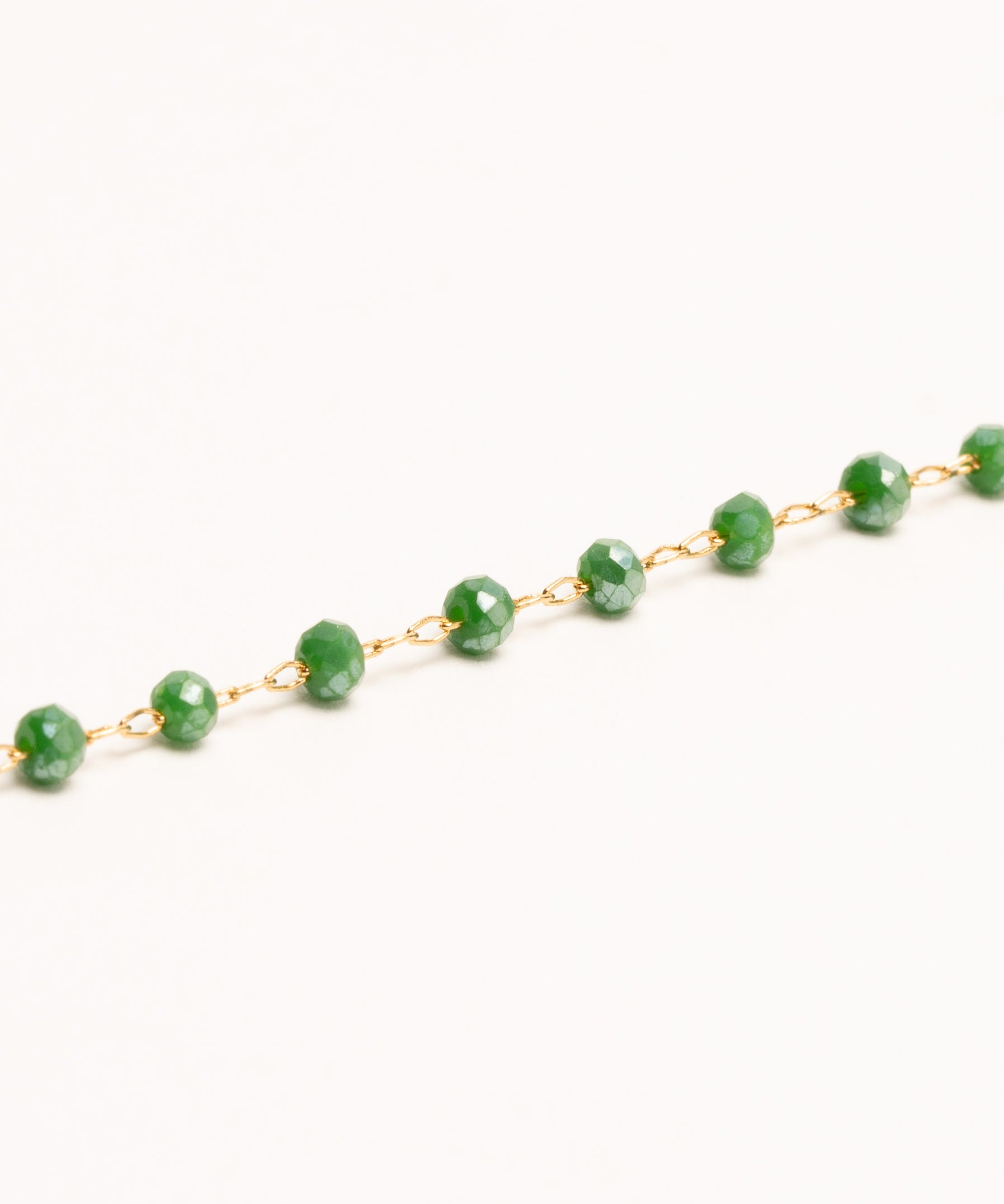 bracelet réglable chainette de rallonge fanette réglable perle vert olive délicat chaine rosaire plaqué or doré poétique fin excellent rapport qualité prix | Teinte : Cristaux de verre vert foncé