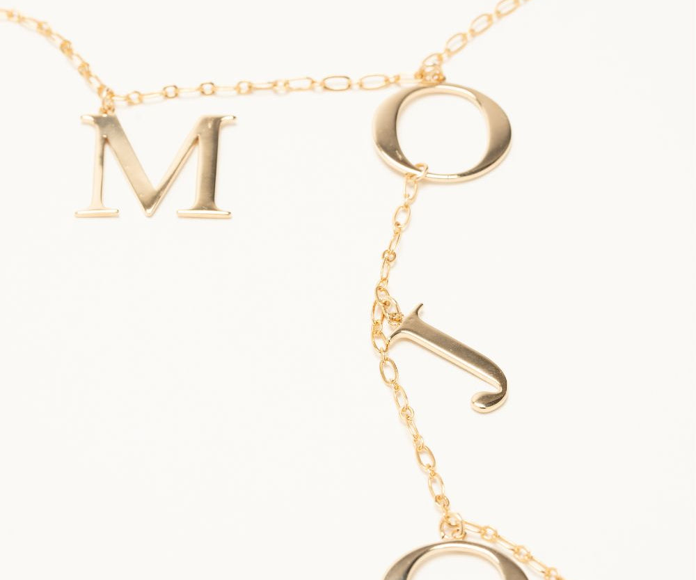 collier doré 4 lettres MOJO avoir le mojo collier rock chic tendance