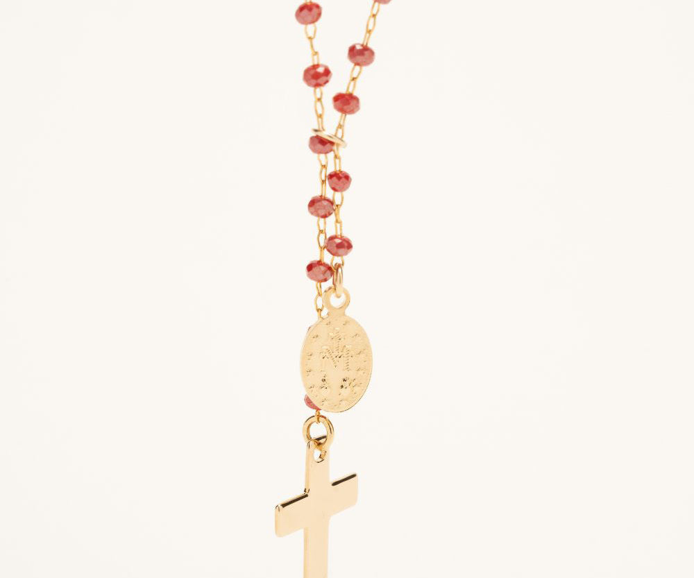 collier sautoir perles rouges couleur mode tendance pendentif croix vierge 