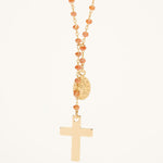 collier sautoir perles couleur orange terracota mode tendance pendentif croix vierge 