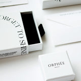 Orphée bijoux ensemble de packaging et boîtes. Grande boîte, petite boîte pour ranger et conserver un ou plusieurs bijoux. Tous les bijoux Orphée sont accompagnés d'un certificat d'authenticité.